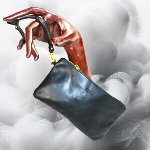 Old Trend Modern Vintage Black Leather Wristlet